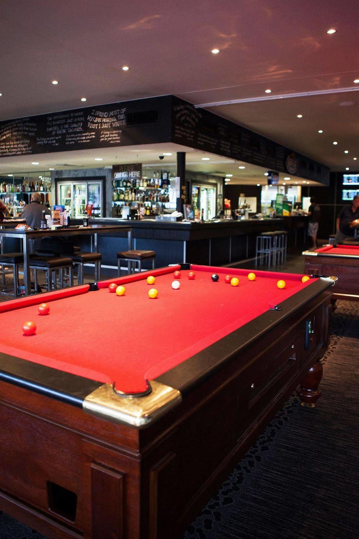 Vale Hotel Townsville Buitenkant foto