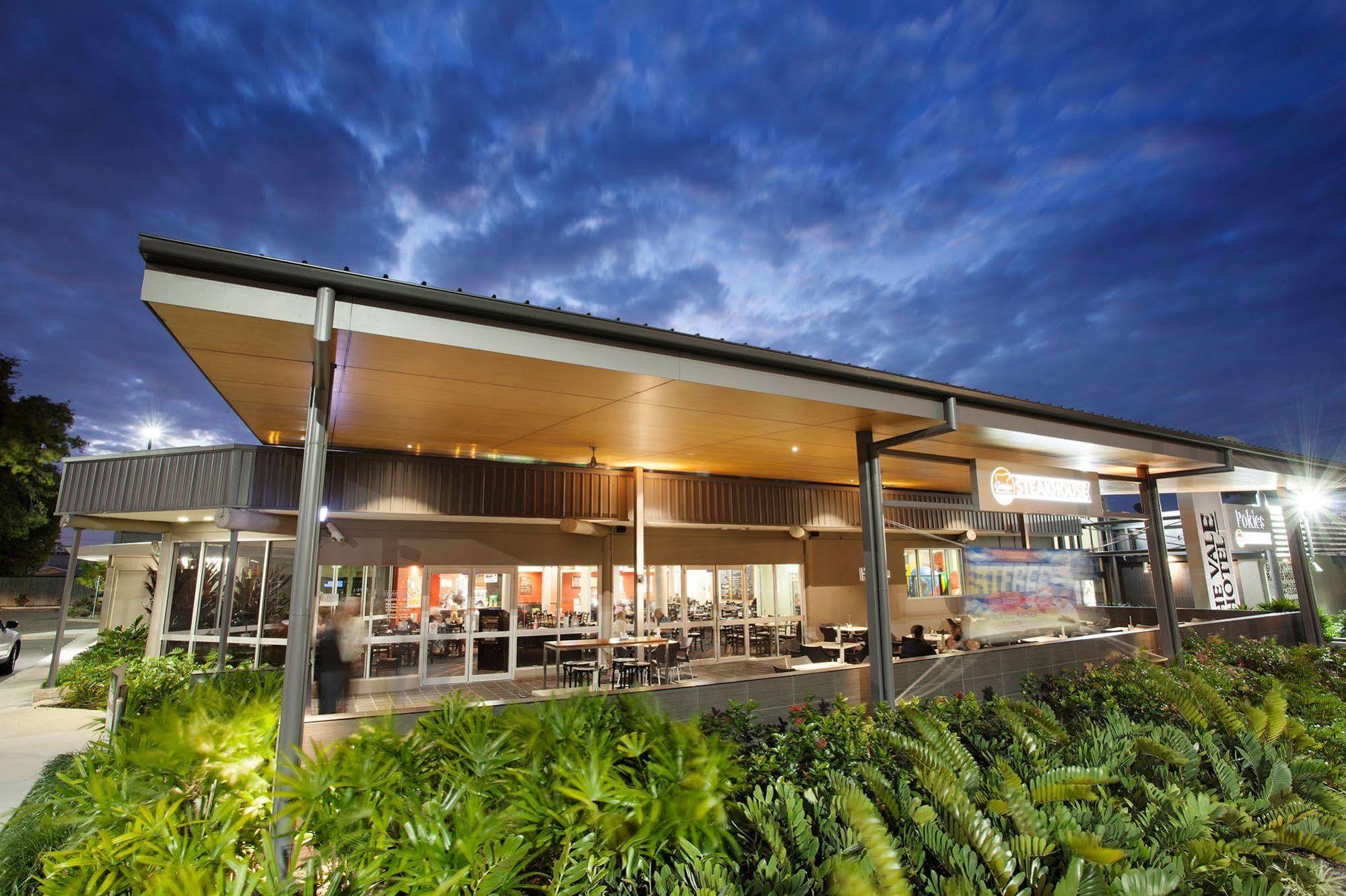 Vale Hotel Townsville Buitenkant foto